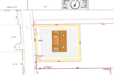 Terrain 762 m²