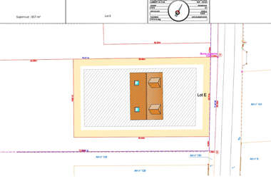 Terrain 857 m²